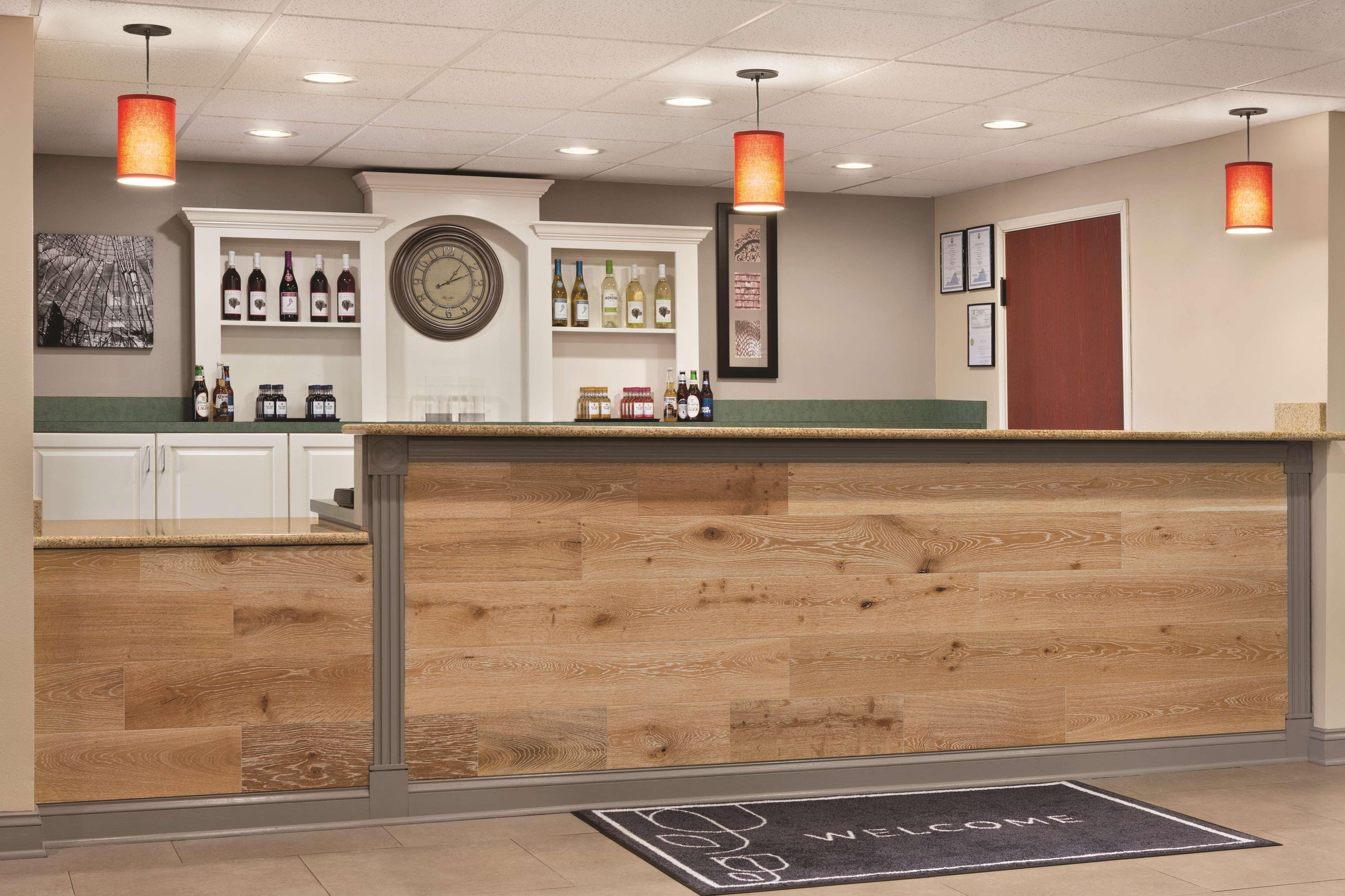 Hotel Country & By Radisson, Wytheville, Va 3*