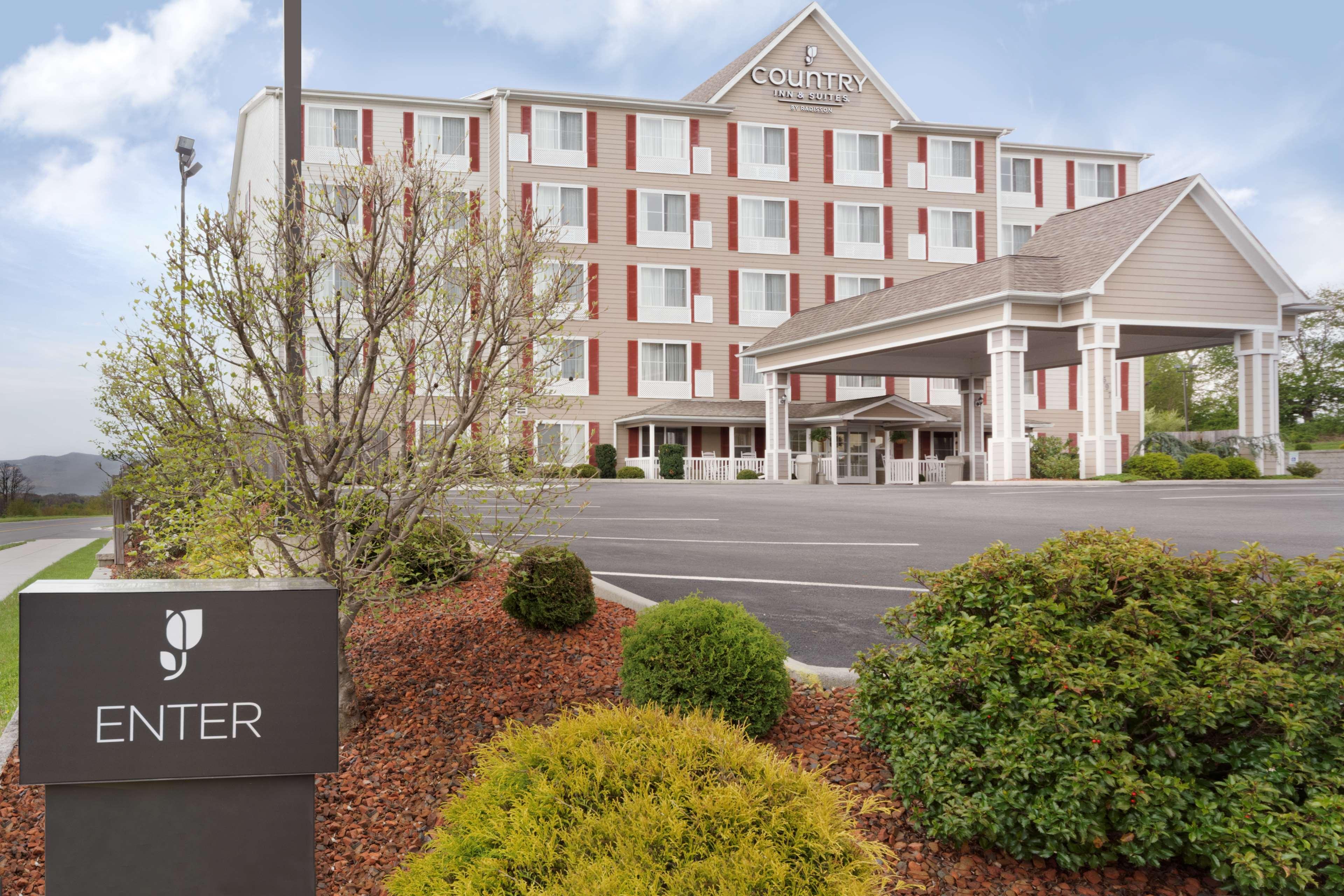Hotel Country & By Radisson, Wytheville, Va 3*