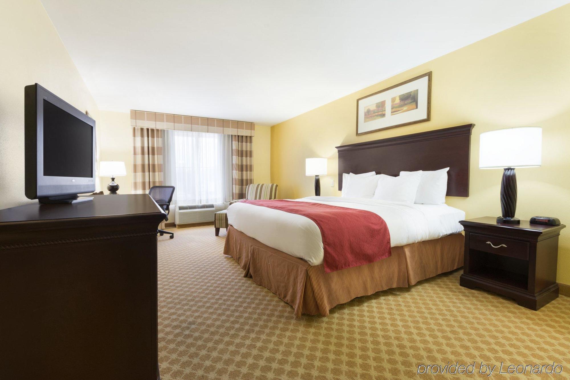 Country & By Radisson, Wytheville, Va Hotel