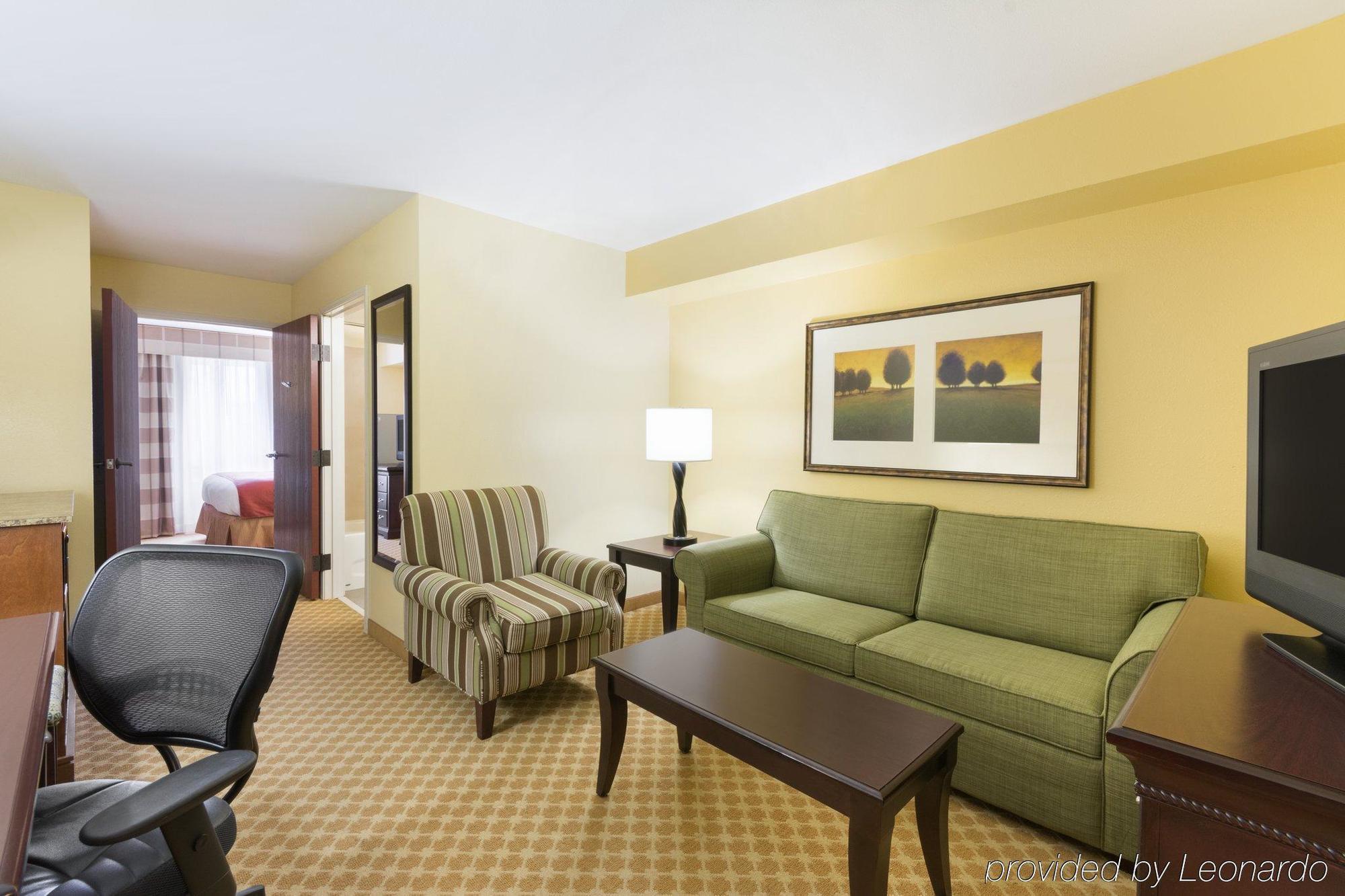 Hotel Country & By Radisson, Wytheville, Va 3*