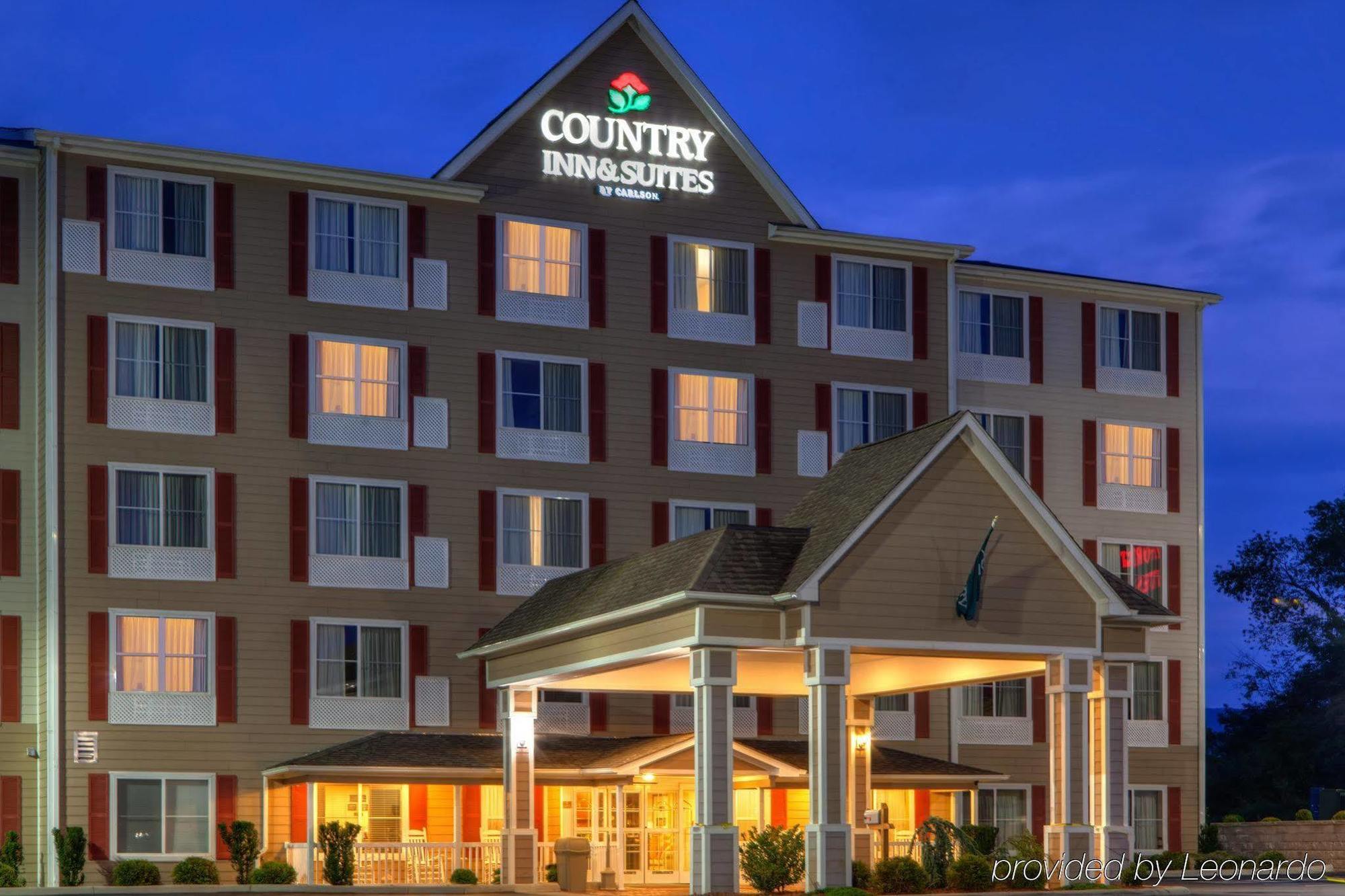 Hotel Country & By Radisson, Wytheville, Va 3*