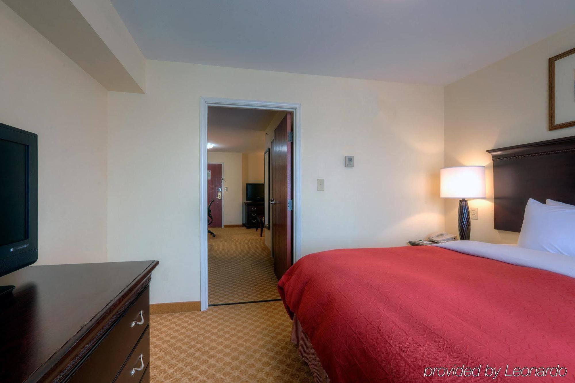 Country & By Radisson, Wytheville, Va Hotel 3*