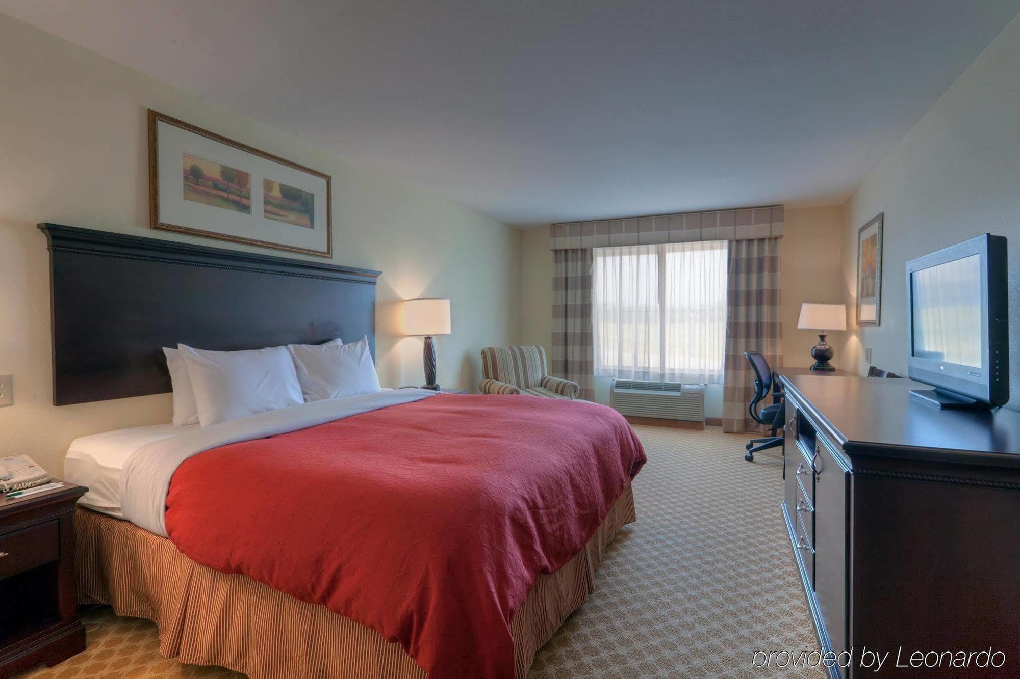 Hotel Country & By Radisson, Wytheville, Va 3*